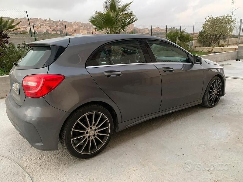Usata Mercedes A200 2013 Grigio Berlina