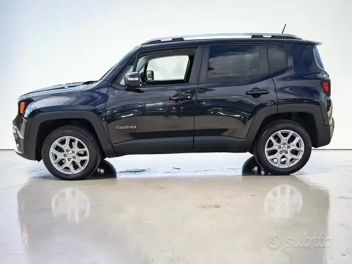 Usata Jeep Renegade Limited 140 CV (102 kW) 2016 Nero metallizzato SUV
