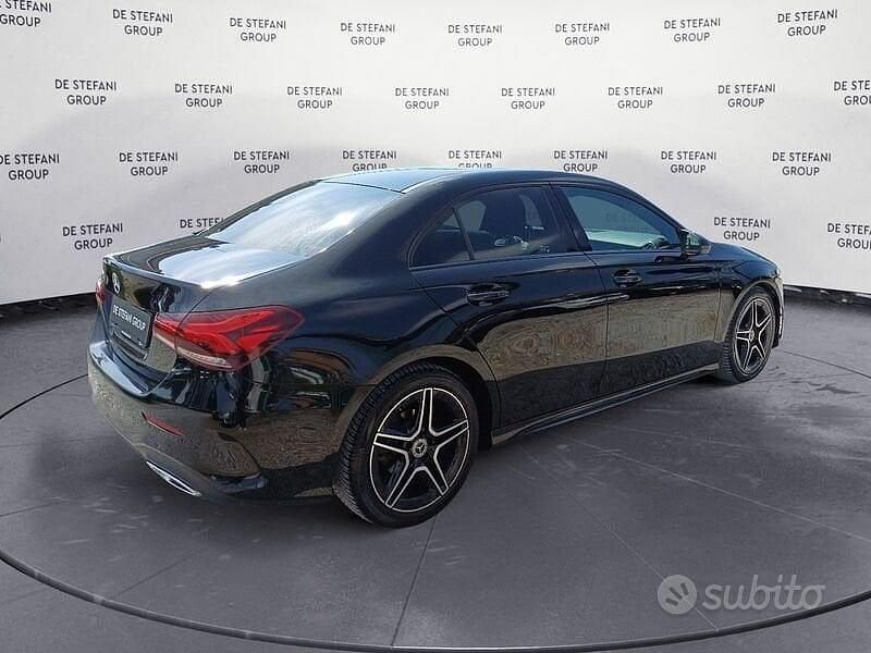Usata Mercedes A180 Premium 116 CV (85 kW) 2022 Nero Berlina