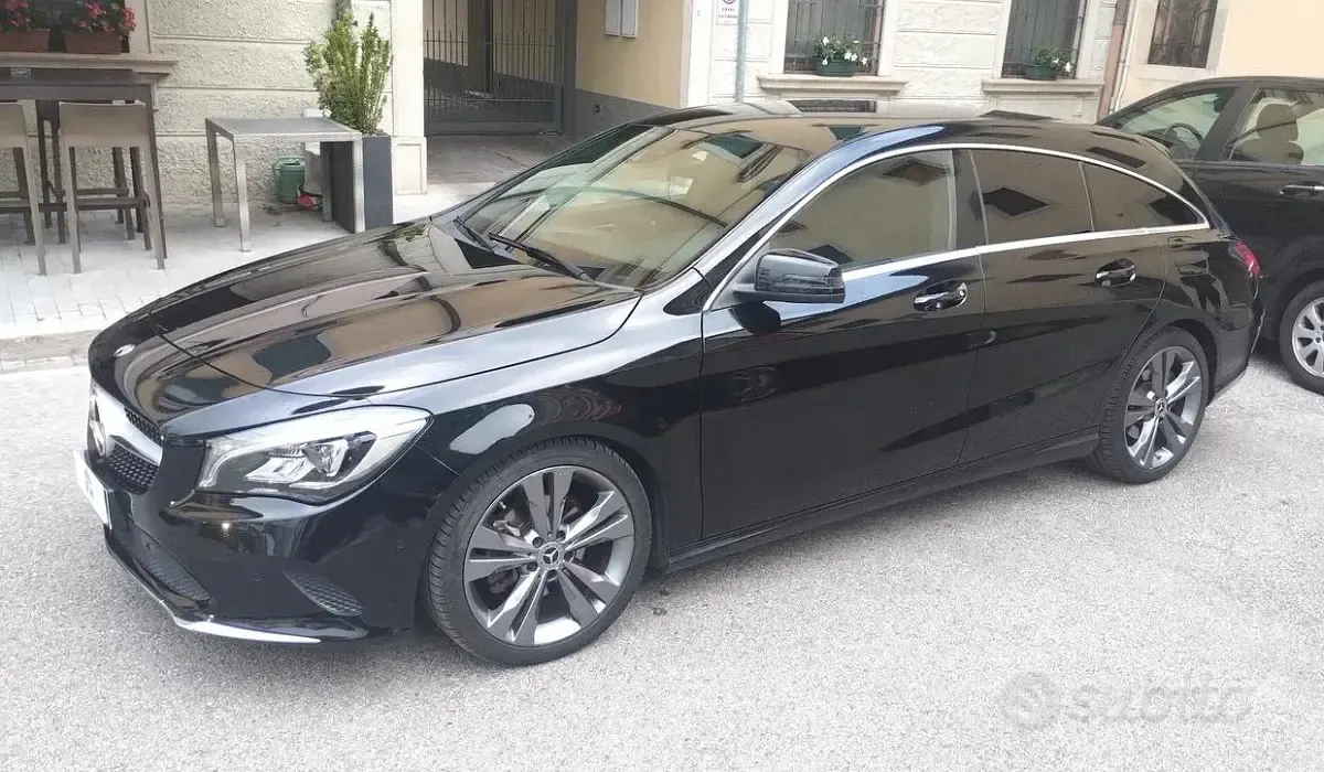 Usata Mercedes CLA200 Executive 136 CV (100 kW) 2017 Nero Coupé