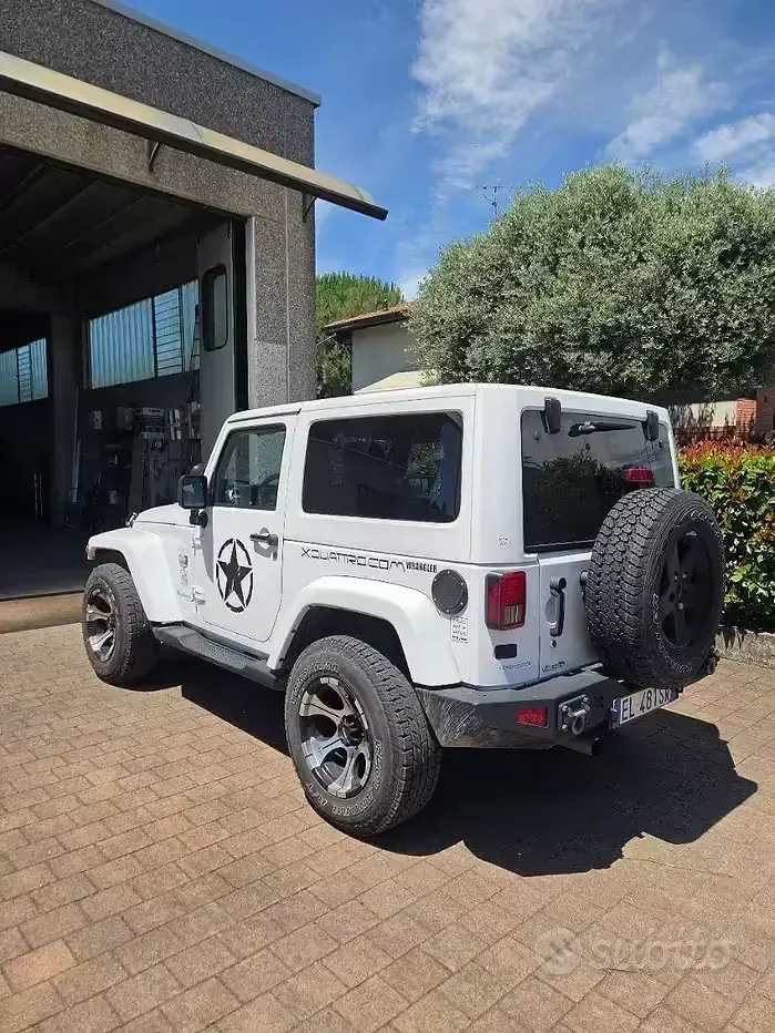 Usata Jeep Wrangler 200 CV (147 kW) 2012 SUV