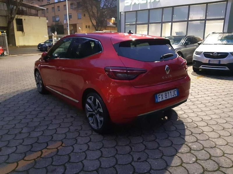 Second-hand Renault Clio IV Intens 86 CP (63 kW) 2019 Roșu Berlinǎ