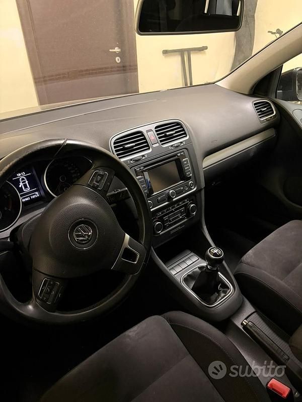 Usata VW Golf VII Highline 105 CV (77 kW) 2012 Nero Berlina