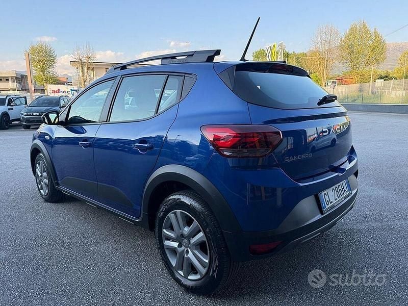 Usata Dacia Sandero Expression 101 CV (74 kW) 2023 Blu Berlina
