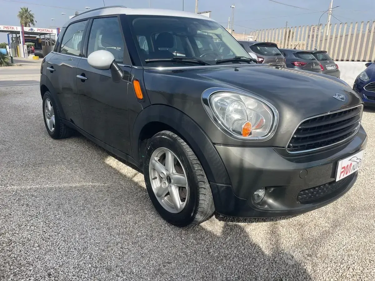 Usata Mini Cooper D Countryman 111 CV (81 kW) 2013 Grigio SUV