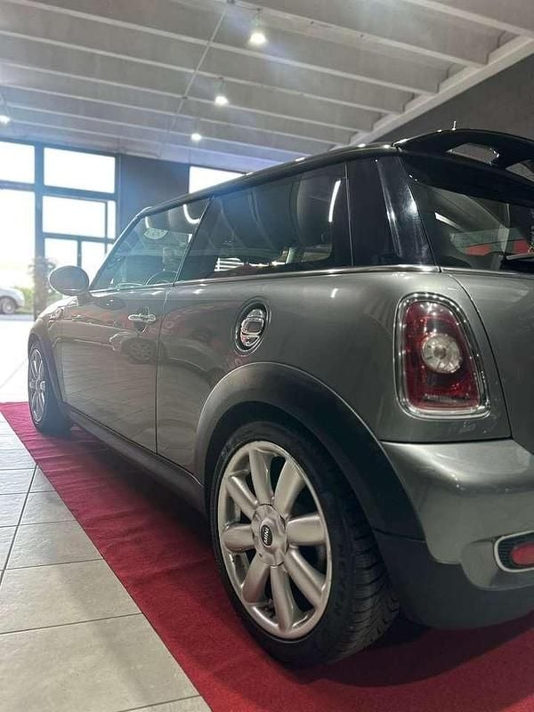 Usata Mini Cooper S 174 CV (127 kW) 2008 Grigio Utilitaria