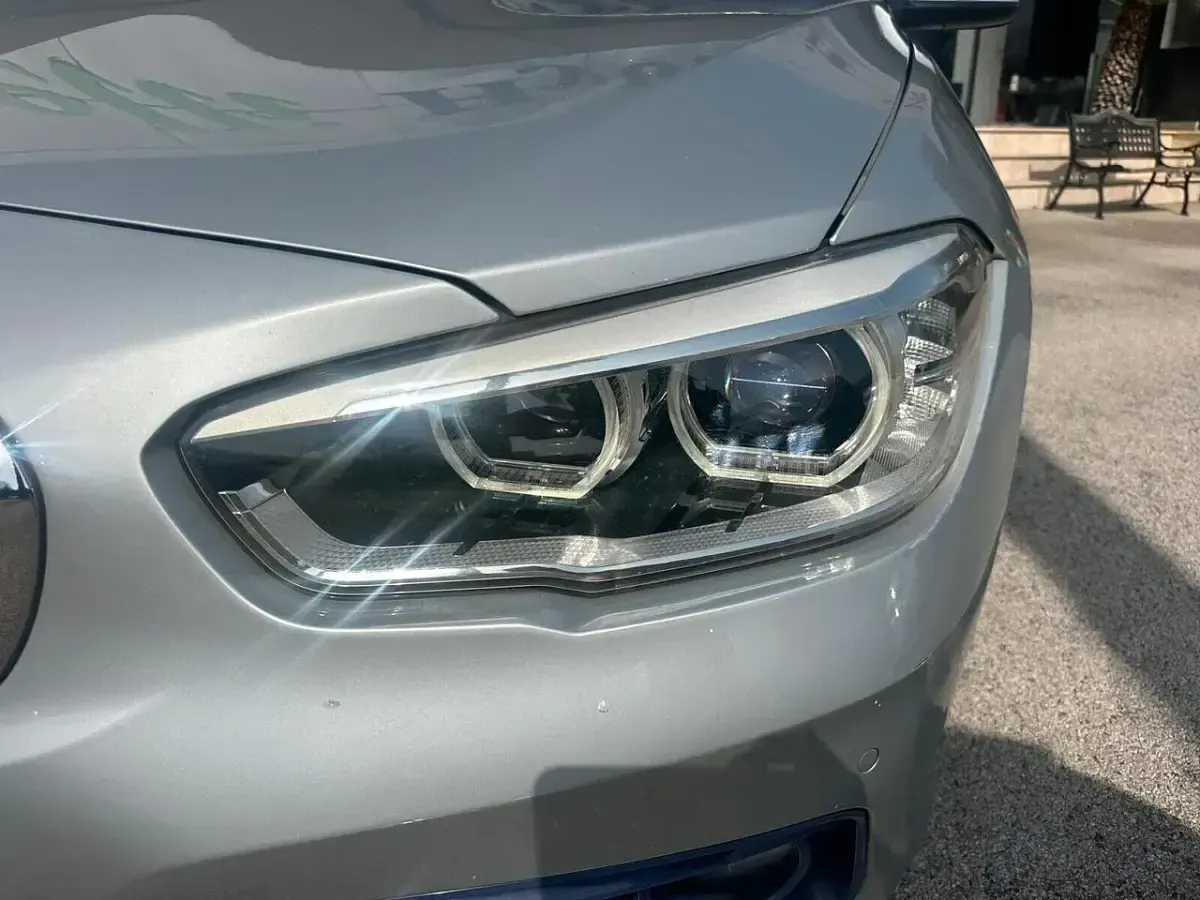 Usata BMW 120 Efficient Dynamics 190 CV (139 kW) 2016 Argento Utilitaria