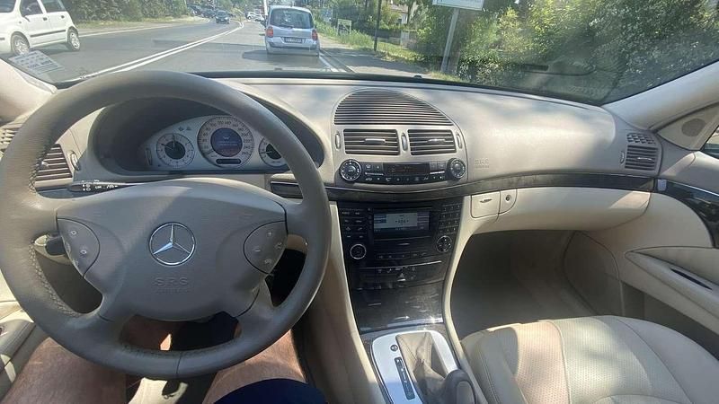 Usata Mercedes E320 Avantgarde 224 CV (164 kW) 2002 Berlina