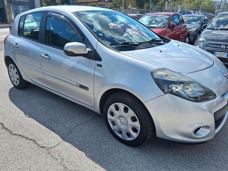 Usata Renault Clio IV 75 CV (55 kW) 2012 Other Berlina