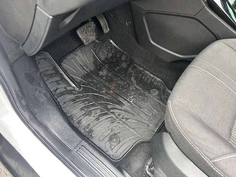 Usata Ford B-MAX Business Edition 105 CV (77 kW) 2015 Monovolume