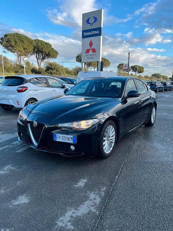 Usata Alfa Romeo Giulia Business 136 CV (100 kW) 2018 Nero Berlina
