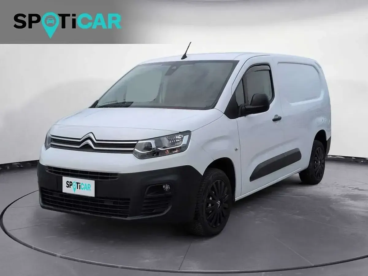 Begagnad Citroën Berlingo 102 HK (75 kW) 2021 Minibuss