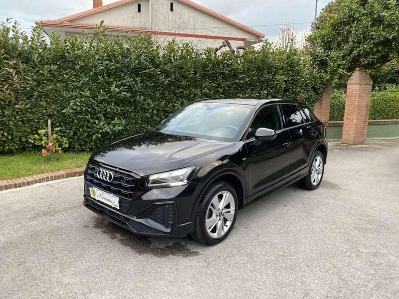 Nero Usata 2021 Audi Q2 S-Line SUV | 31.490 € (Molto cara) - Immagine 1/4
