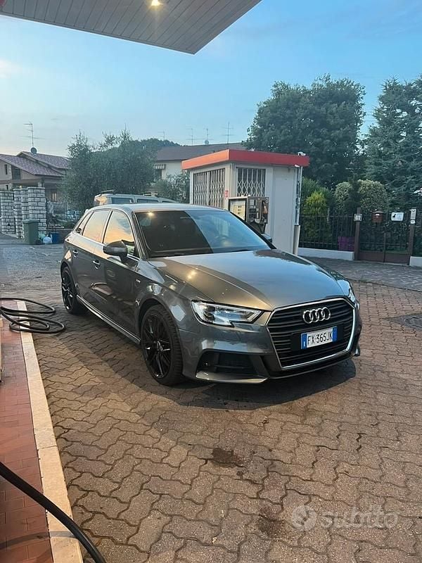 Usata Audi A3 S-Line 116 CV (85 kW) 2017 Grigio Berlina