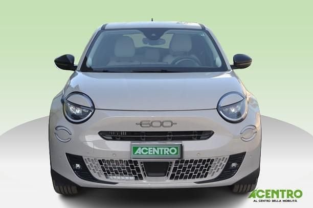 Usata Fiat 600 La Prima 110 CV (80 kW) 2025 Verde SUV