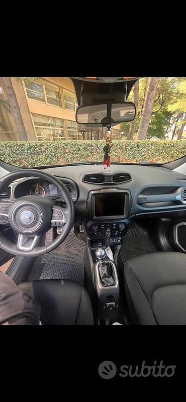 Usata Jeep Renegade Longitude 131 CV (96 kW) 2021 Nero SUV