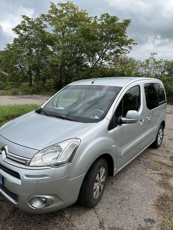 Usata 2013 Citroën Berlingo Monovolume | 5000 € - Immagine 1/2