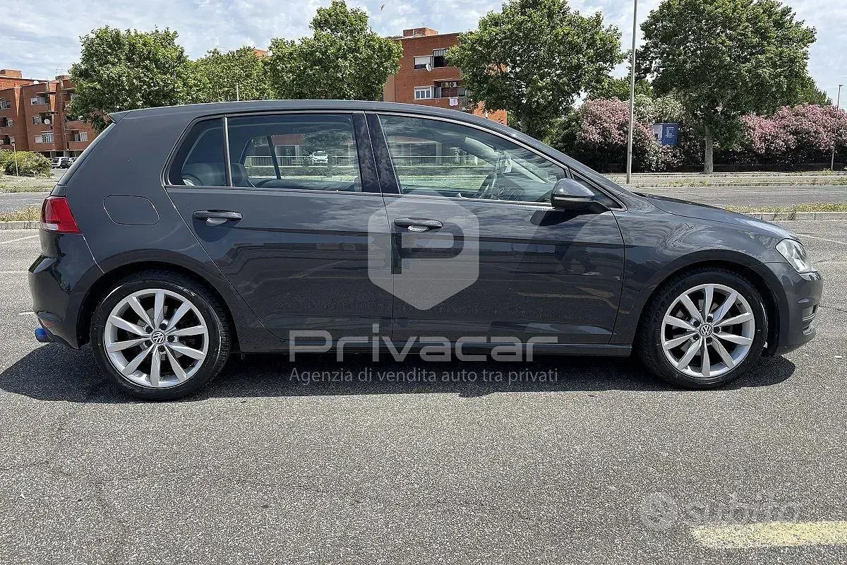 Usata VW Golf VII Highline 140 CV (102 kW) 2014 Grigio Utilitaria