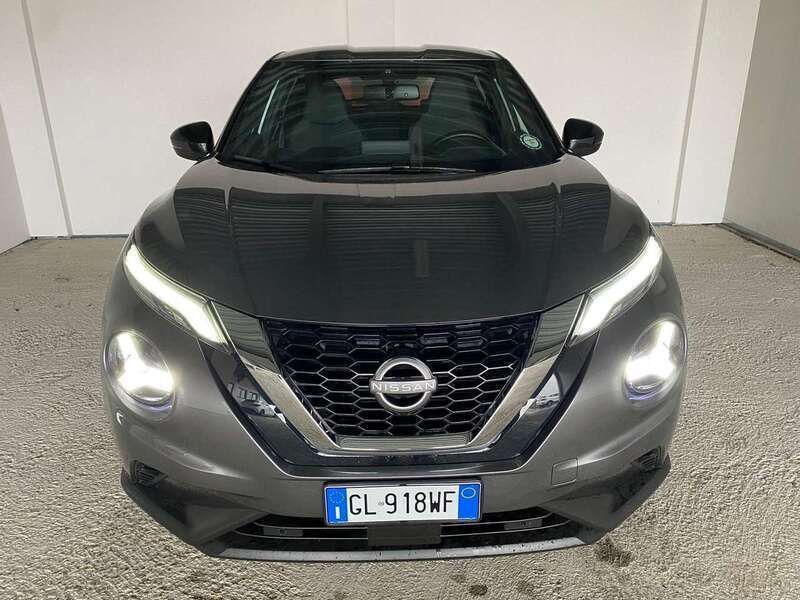 Grigio piombo Usata 2023 Nissan Juke N-Connecta SUV | 21.900 € (Molto cara) - Immagine 1/4