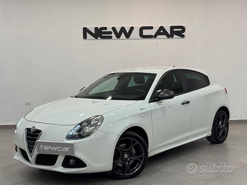 Usata Alfa Romeo Giulietta Sprint 150 CV (110 kW) 2014 Bianco Utilitaria