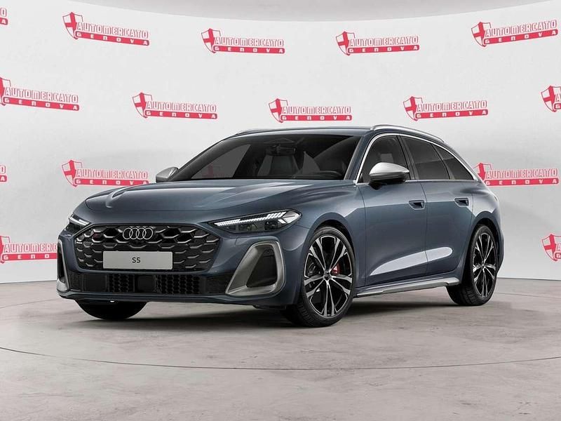Usata Audi S5 Sport 367 CV (269 kW) 2024 Grigio Station wagon