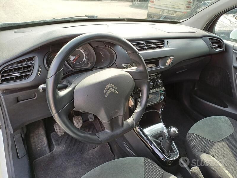 Usata Citroën C3 68 CV (50 kW) 2013 Bianco Utilitaria