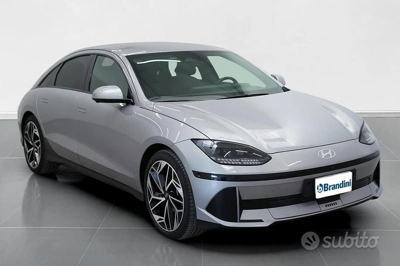 Usata Hyundai Ioniq 6 80 kW (110 CV) 2024 Grigio Berlina