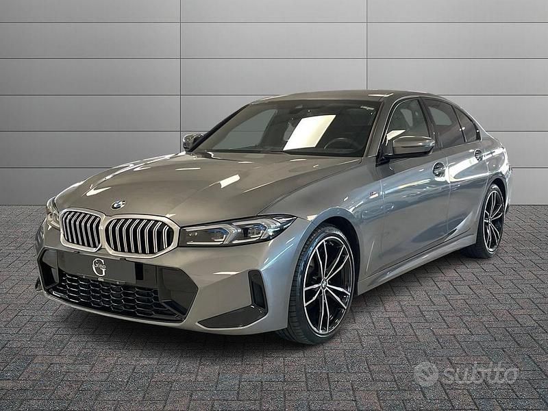 Usata BMW 320e M Sport 190 CV (139 kW) 2024 Grigio Berlina