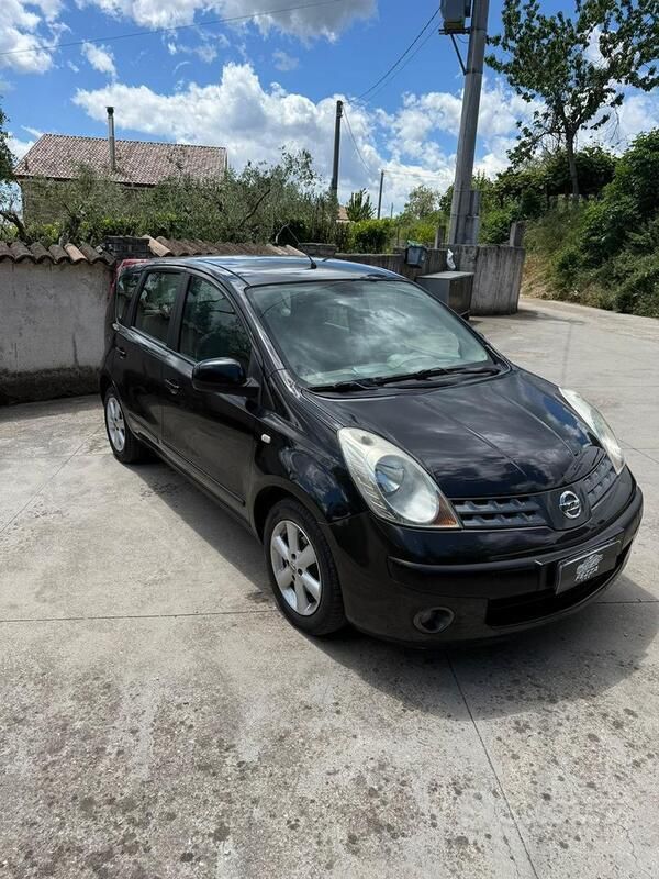 Usata Nissan Note 88 CV (64 kW) 2007 Nero Monovolume