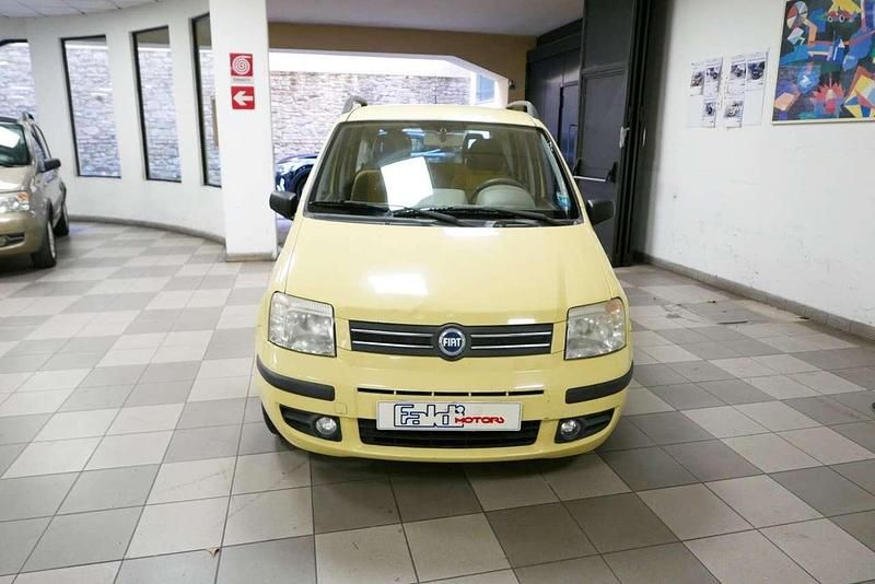 Usata Fiat Panda Dynamic 60 CV (44 kW) 2004 Giallo Berlina