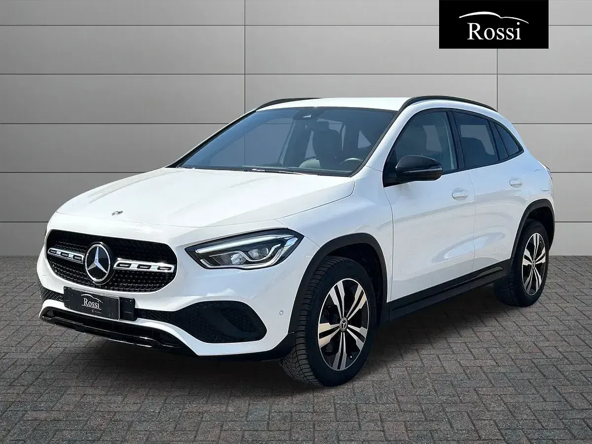 Usata Mercedes GLA200 150 CV (110 kW) 2022 SUV