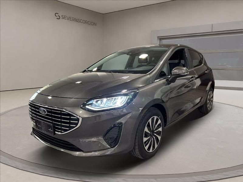 Usata Ford Fiesta Titanium 125 CV (91 kW) 2023 Rosso pastello Utilitaria