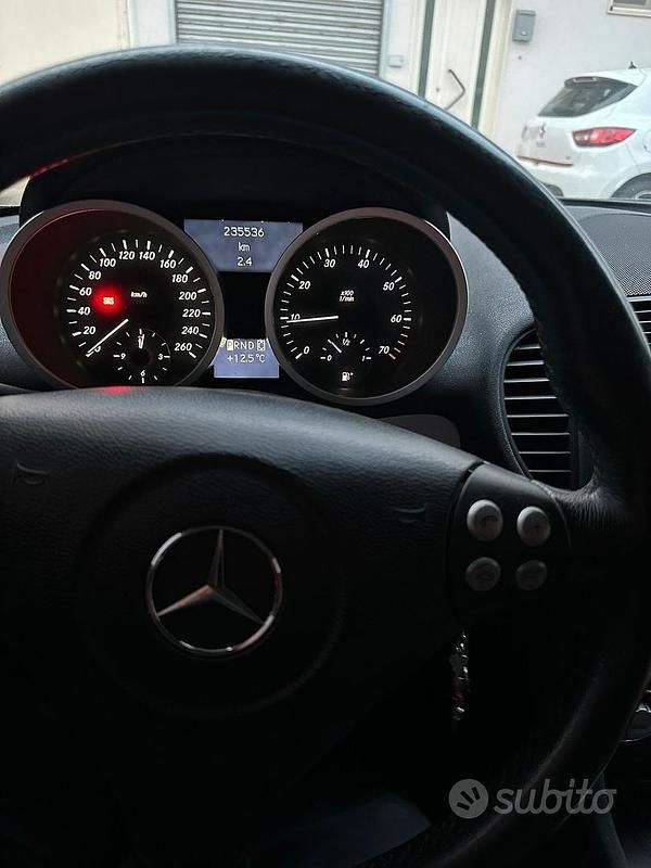 Usata Mercedes SLK200 2005 Nero Cabrio
