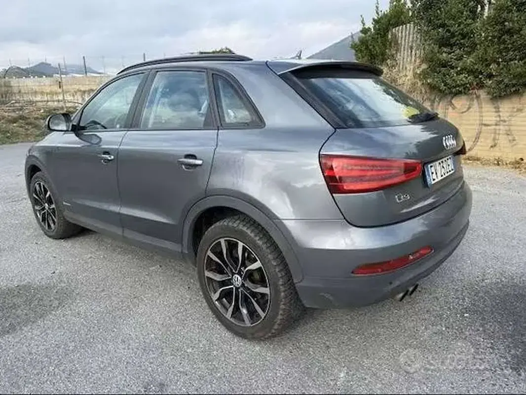 Usata Audi Q3 Business 140 CV (102 kW) 2014 Grigio SUV