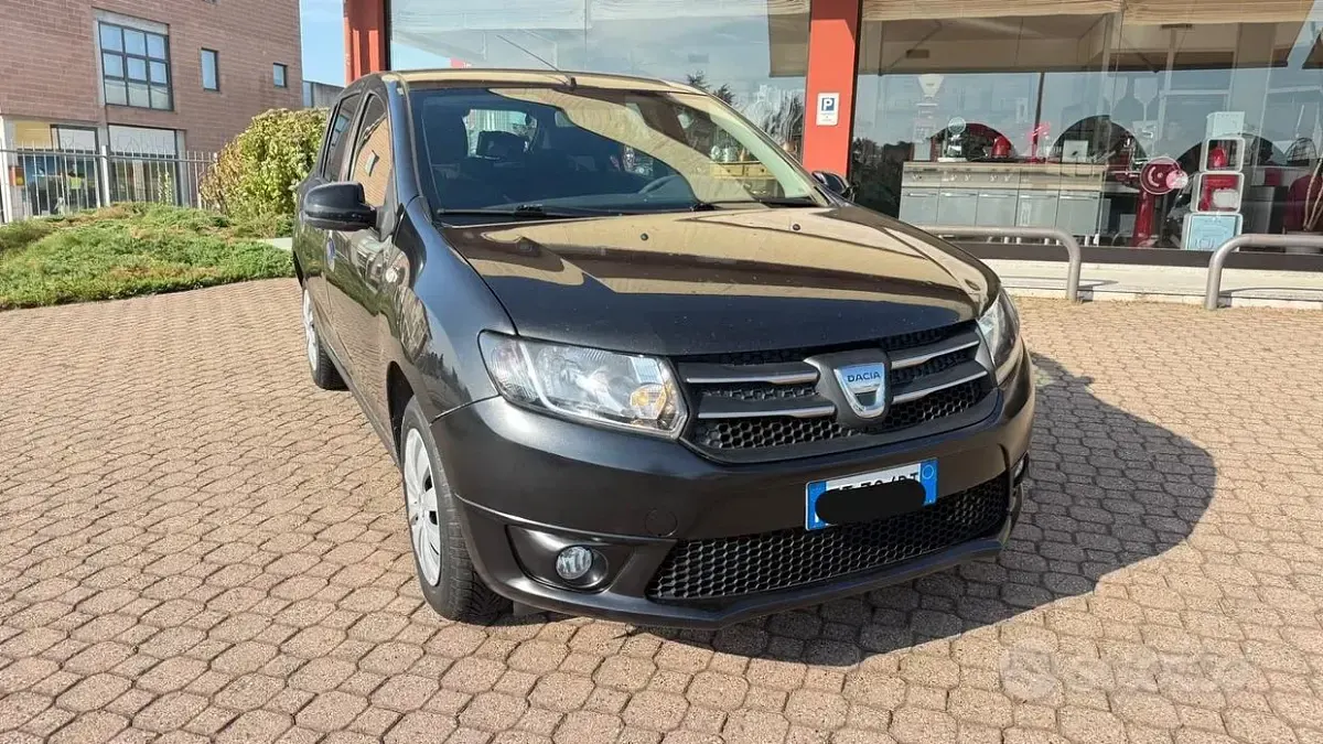 Usata Dacia Sandero 90 CV (66 kW) 2014 Berlina