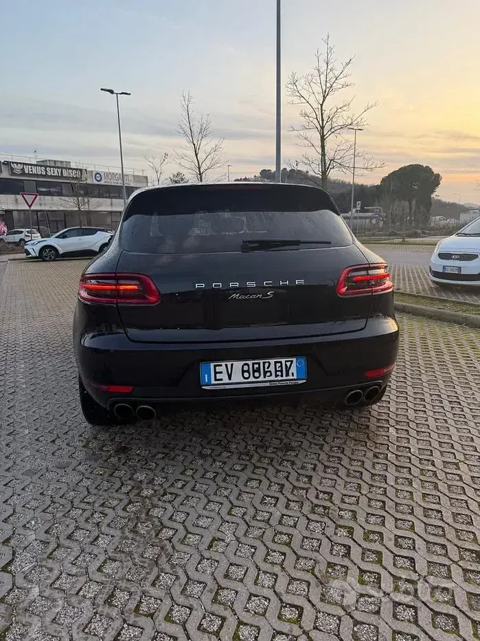 Usata Porsche Macan 250 CV (183 kW) 2014 Nero SUV