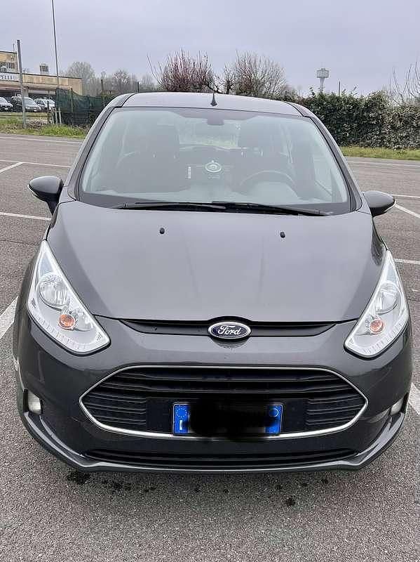 Usata Ford B-MAX 87 CV (63 kW) 2017 Grigio Monovolume