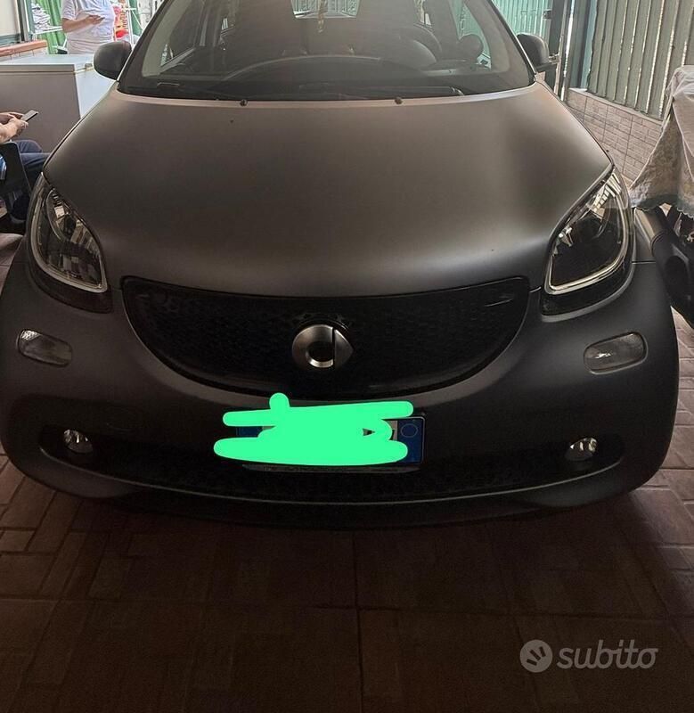 Usata Smart ForFour 75 CV (55 kW) 2019 Grigio Utilitaria