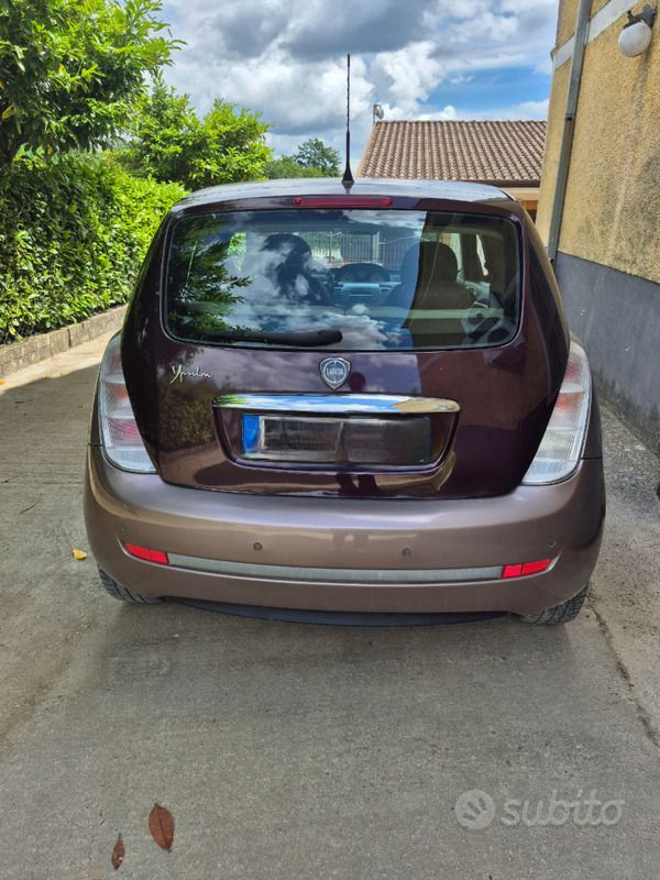 Usata Lancia Ypsilon 80 CV (58 kW) 2010 Utilitaria
