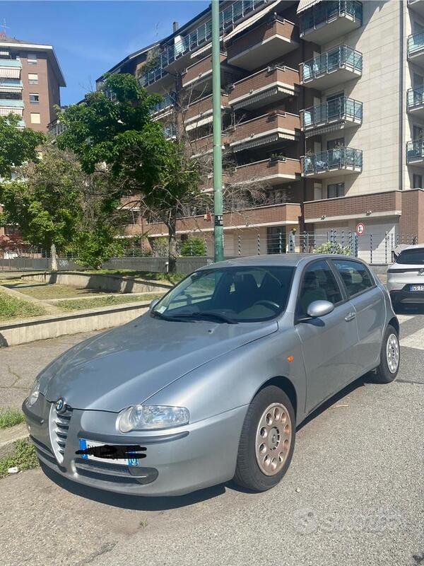 Venduto Alfa Romeo 147 BENZINA 1.6 tw. - auto usate in vendita
