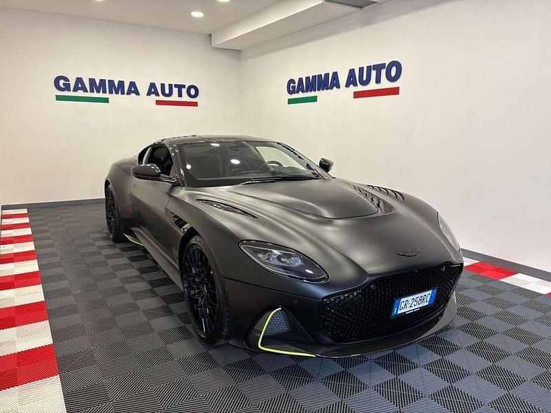 Usata Aston Martin DBS 770 CV (566 kW) 2023 Satin onyx black Coupé