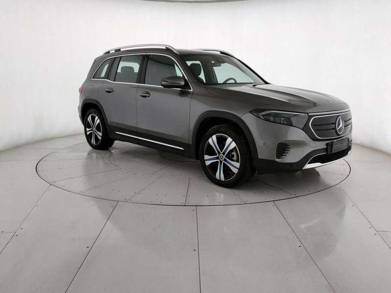 Usata Mercedes EQB300 167 kW (228 CV) 2023 Grigio SUV
