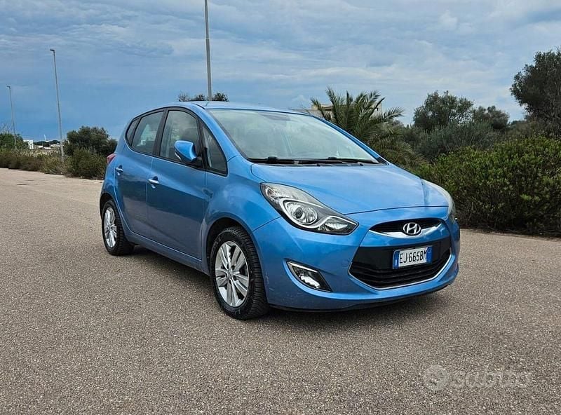 Usata Hyundai ix20 Comfort 90 CV (66 kW) 2011 Blu Utilitaria
