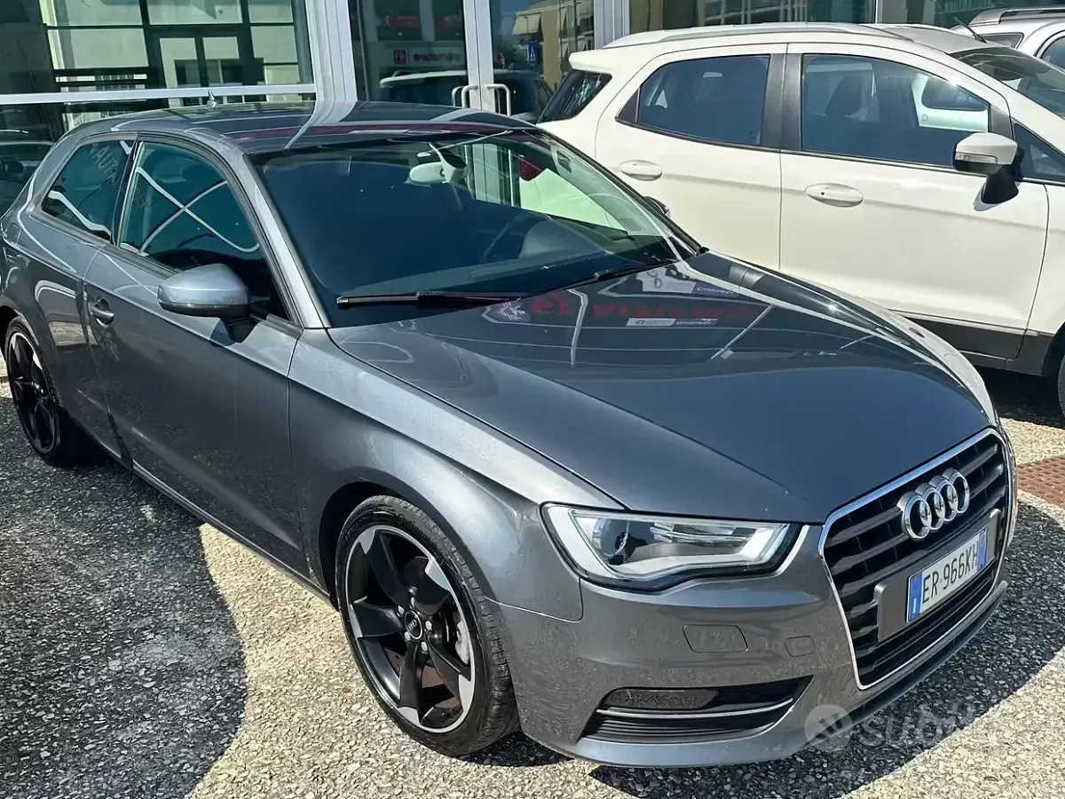 Usata Audi A3 105 CV (77 kW) 2013 Grigio Berlina