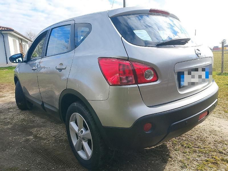 Usata Nissan Qashqai Tekna 106 CV (77 kW) 2007 Grigio SUV