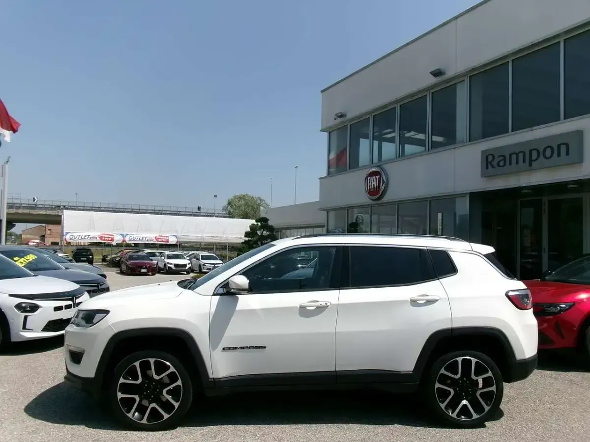 Usata Jeep Compass Limited 170 CV (125 kW) 2018 Bianco SUV