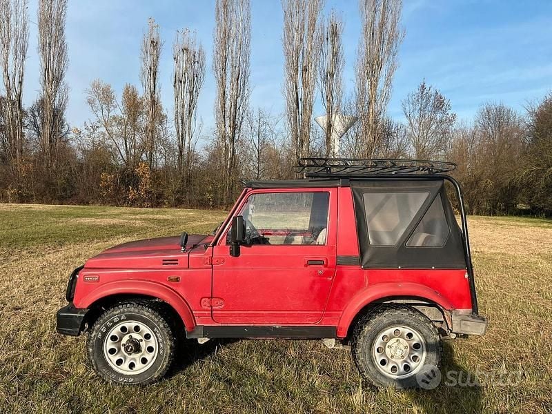 Usata Suzuki Samurai 1994 Rosso SUV