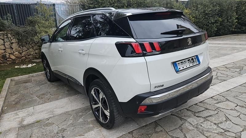 Usata Peugeot 3008 Allure GT-Line 120 CV (88 kW) 2017 Bianco SUV