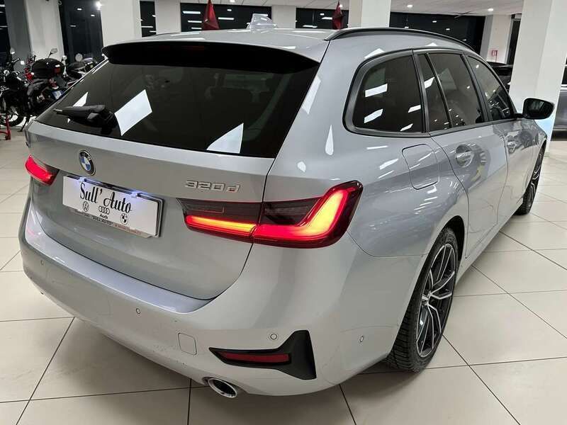 Usata BMW 320e 190 CV (139 kW) 2021 Argento Station wagon