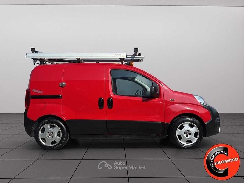 Usata Fiat Fiorino 95 CV (69 kW) 2017 Rosso pastello Monovolume